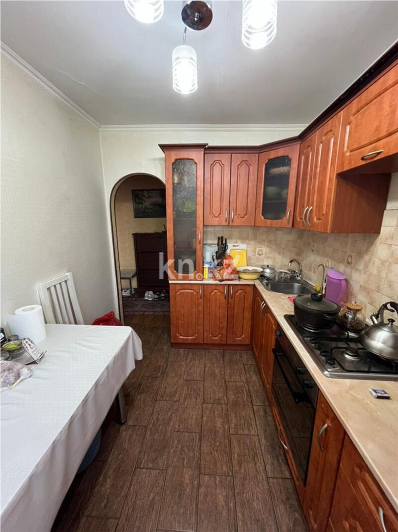 Продажа 4-комнатной квартиры, 72 м² - Продажа четырехкомнатных квартир в кирпичном доме в Караганде - страница 6 фото 10 из 15