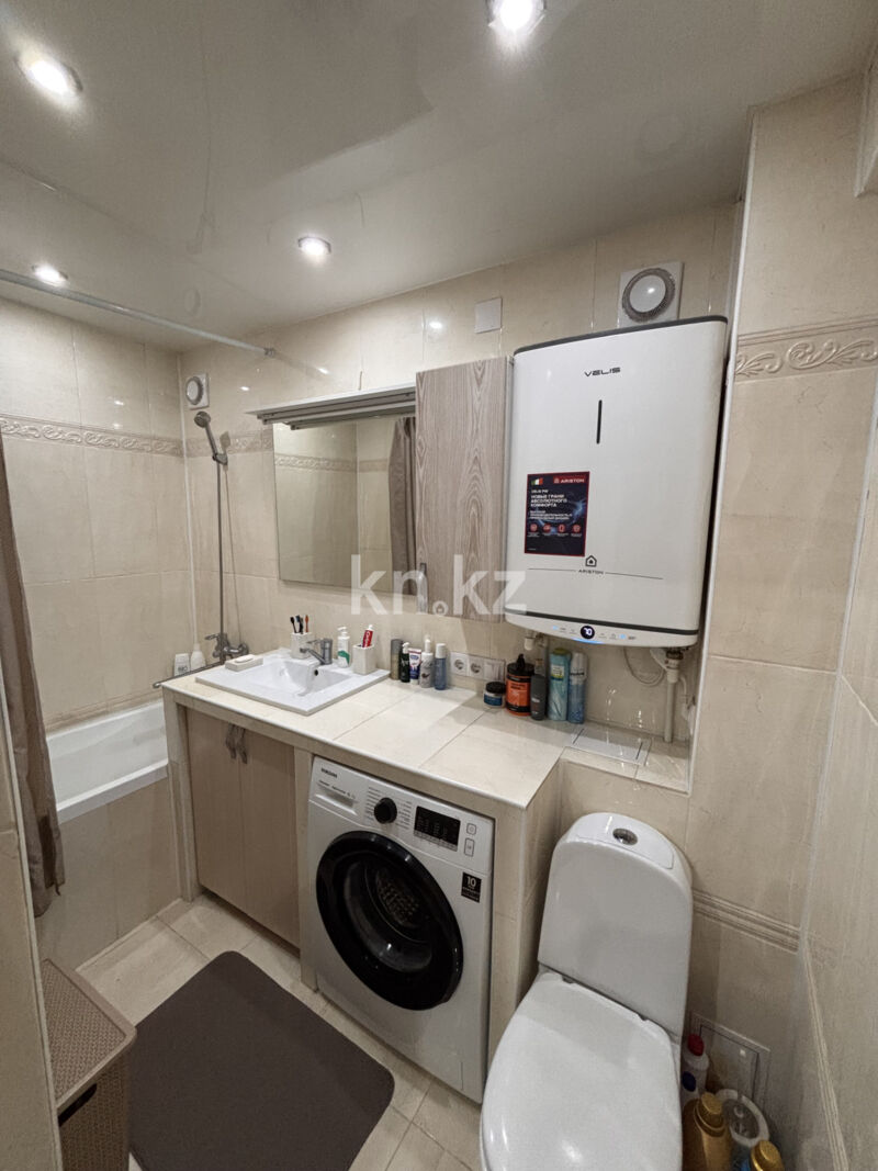 Продажа 4-комнатной квартиры, 73.9 м² - Продажа четырехкомнатных квартир в кирпичном доме в Караганде - страница 6 фото 12 из 24