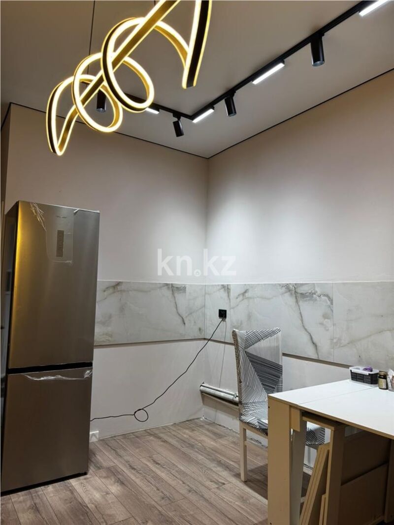 Продажа 3-комнатной квартиры, 80 м² - Продажа трехкомнатных квартир в кирпичном доме в Караганде - страница 17 фото 10 из 33