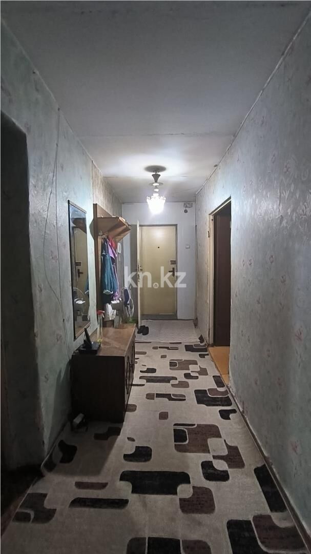 Продажа 4-комнатной квартиры, 74 м² - Продажа четырехкомнатных квартир в кирпичном доме в Караганде - страница 3 фото 15 из 16