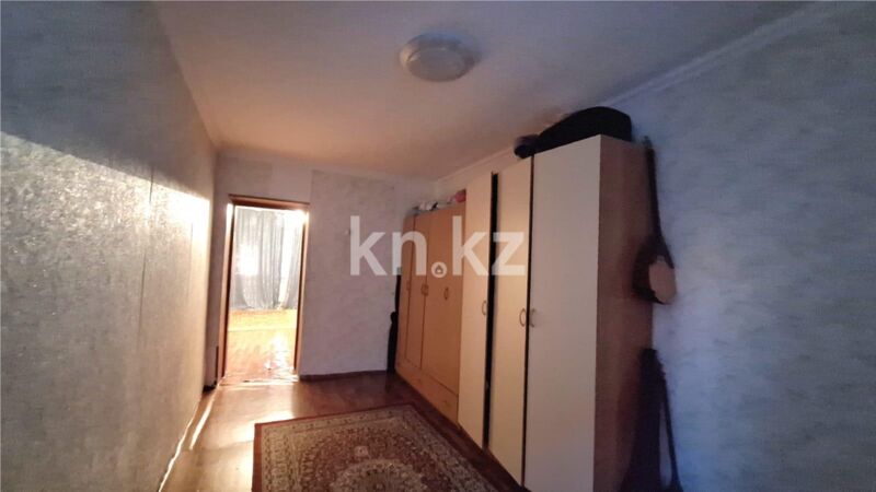 Продажа 3-комнатной квартиры, 58 м² - Продажа трехкомнатных квартир в Майкудуке Караганды - страница 7 фото 4 из 9