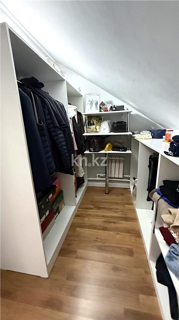 Продажа 6-комнатного дома, 231 м² - Недвижимость в Темиртау - страница 7 фото 27 из 36