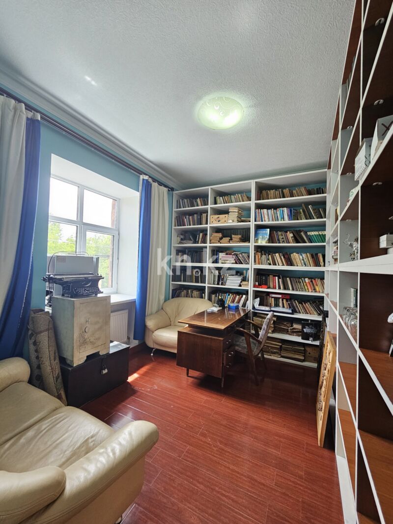 Продажа 9-комнатного дома, 477.1 м² - Продажа домов, коттеджей в Караганде - страница 5 фото 4 из 19