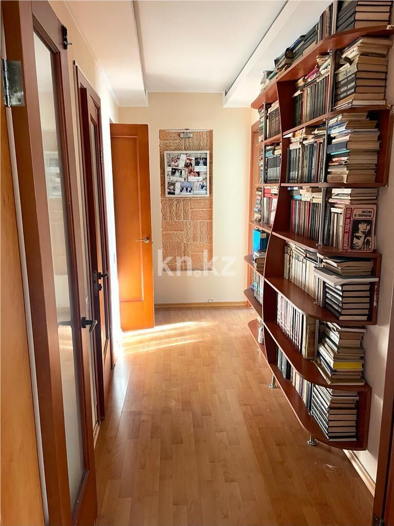 Продажа 4-комнатной квартиры, 100 м² - Продажа четырехкомнатных квартир в кирпичном доме в Караганде - страница 7 фото 11 из 13
