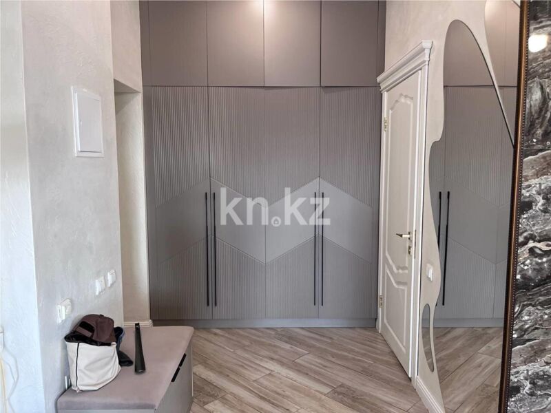 Продажа 2-комнатной квартиры, 64 м² - Продажа двухкомнатных квартир в Казахстане - страница 2 фото 1 из 12