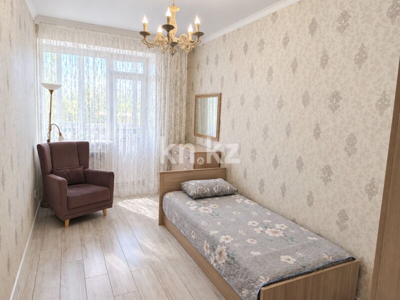 Продажа 3-комнатной квартиры, 69 м² - Продажа квартир на Юго-Востоке Караганды - страница 2 фото 4 из 14