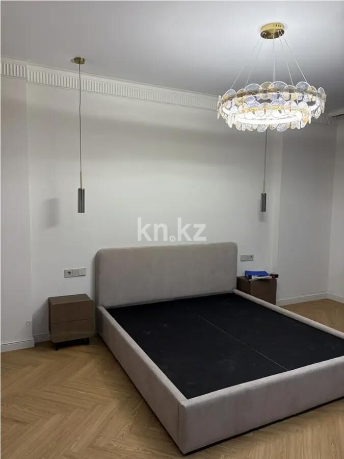 Продажа 4-комнатной квартиры, 127.8 м² - Продажа четырехкомнатных квартир в блочном доме в Казахстане - страница 10 фото 2 из 3