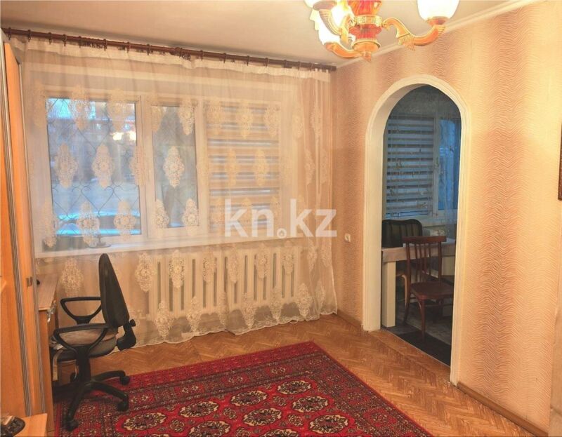 Продажа 3-комнатной квартиры, 58 м² - Продажа трехкомнатных квартир в панельном доме в Караганде - страница 2 фото 12 из 19
