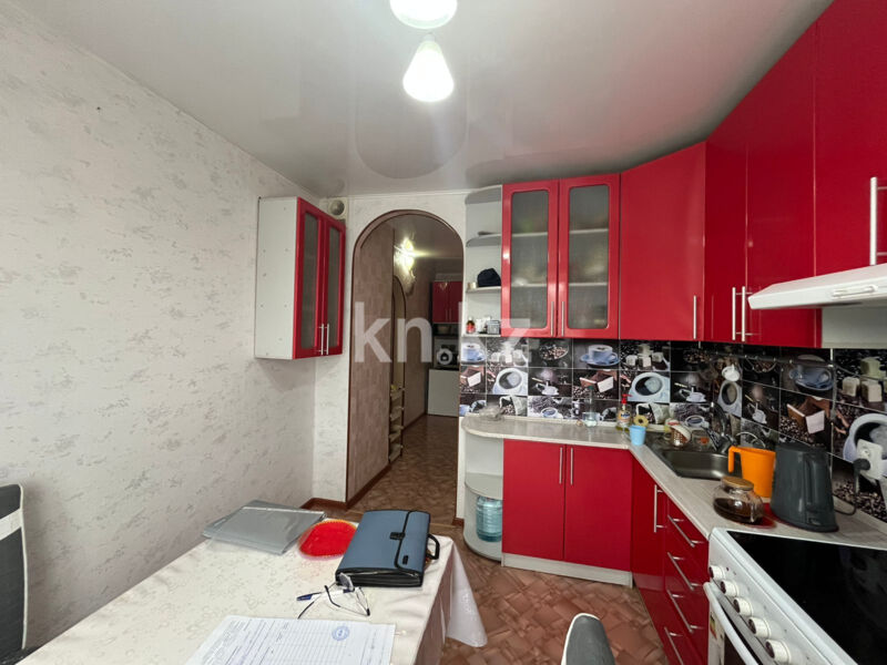 Продажа 4-комнатной квартиры, 77 м² - Продажа четырехкомнатных квартир в панельном доме в Караганде - страница 5 фото 1 из 22