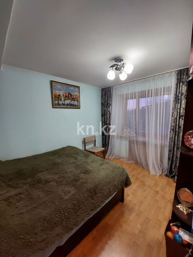Продажа 4-комнатной квартиры, 110 м² - Продажа четырехкомнатных квартир в кирпичном доме в Караганде - страница 9 фото 6 из 14