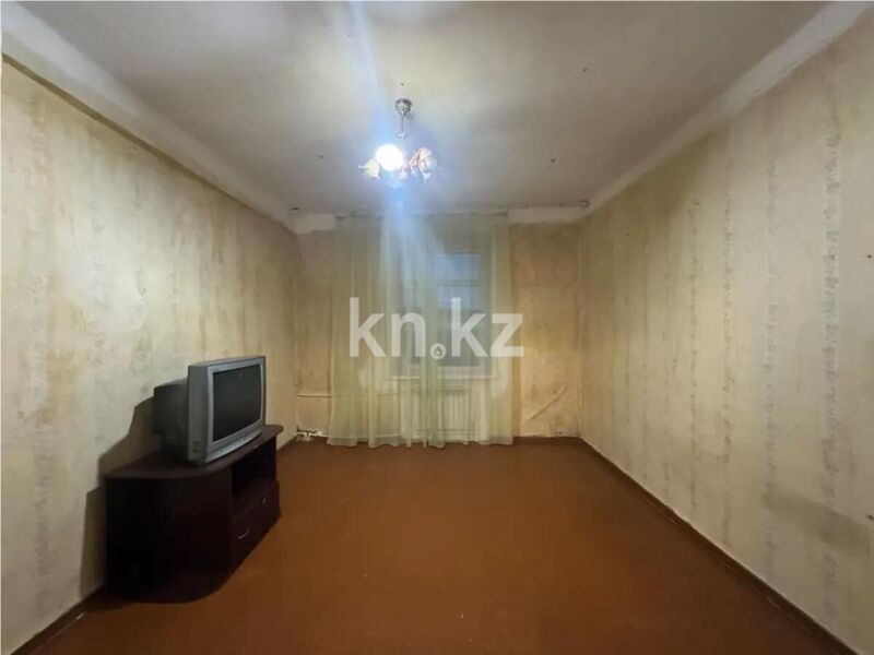 Продажа 3-комнатной квартиры, 73 м² - Продажа трехкомнатных квартир от собственников в Караганде - страница 3 фото 1 из 7