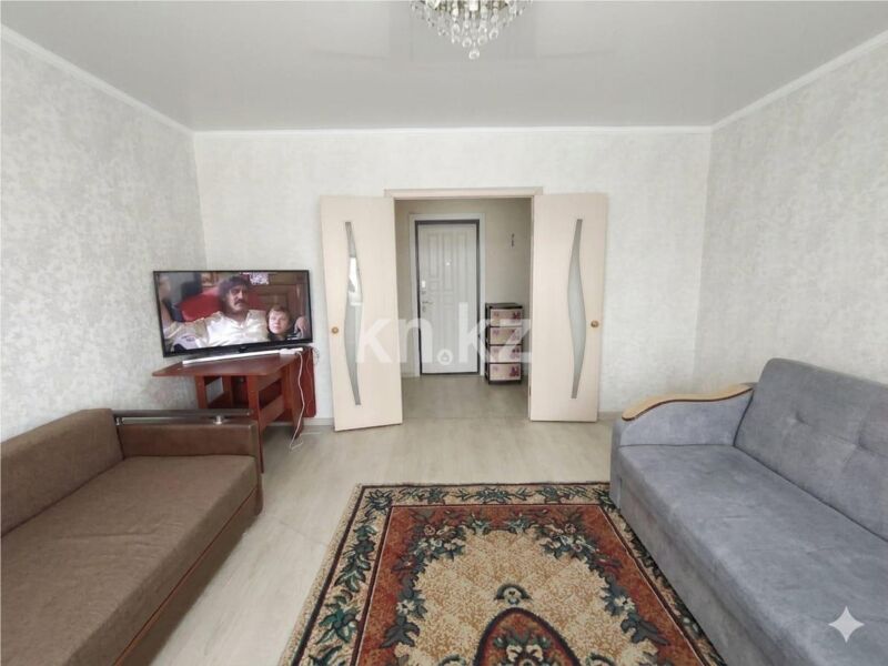 Продажа 1-комнатной квартиры, 42 м² - Продажа однокомнатных квартир в панельном доме в Караганде - страница 9 фото 2 из 7