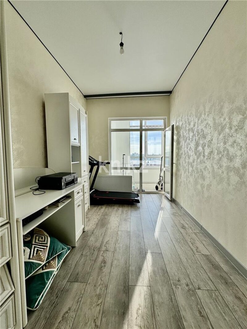 Продажа 3-комнатной квартиры, 80 м² - Продажа квартир в кирпичном доме в Караганде фото 3 из 13