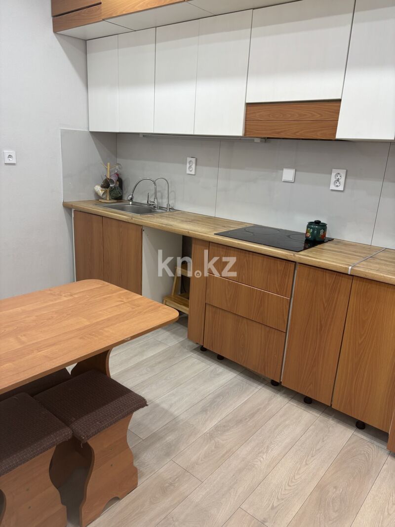 Продажа 3-комнатной квартиры, 60 м² - Продажа квартир в кирпичном доме в Астане - страница 11 фото 5 из 13