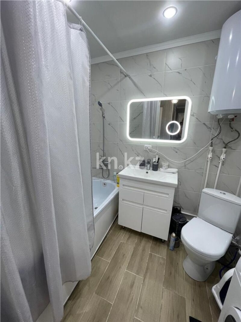 Продажа 2-комнатной квартиры, 69 м² - Продажа квартир в монолитно-каркасном доме в Караганде - страница 3 фото 9 из 12