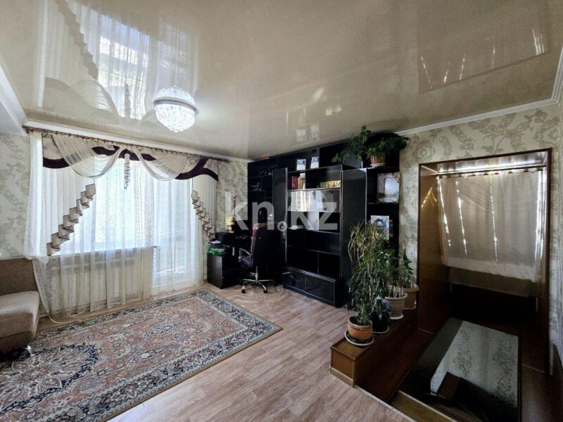 Продажа 4-комнатного дома, 180 м² - Продажа земельных участков в Темиртау фото 5 из 23
