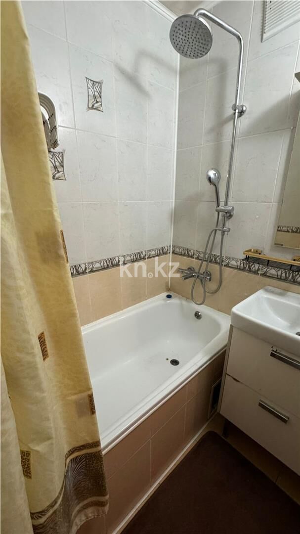 Продажа 4-комнатной квартиры, 77 м² - Продажа четырехкомнатных квартир в кирпичном доме в Казахстане - страница 20 фото 13 из 17
