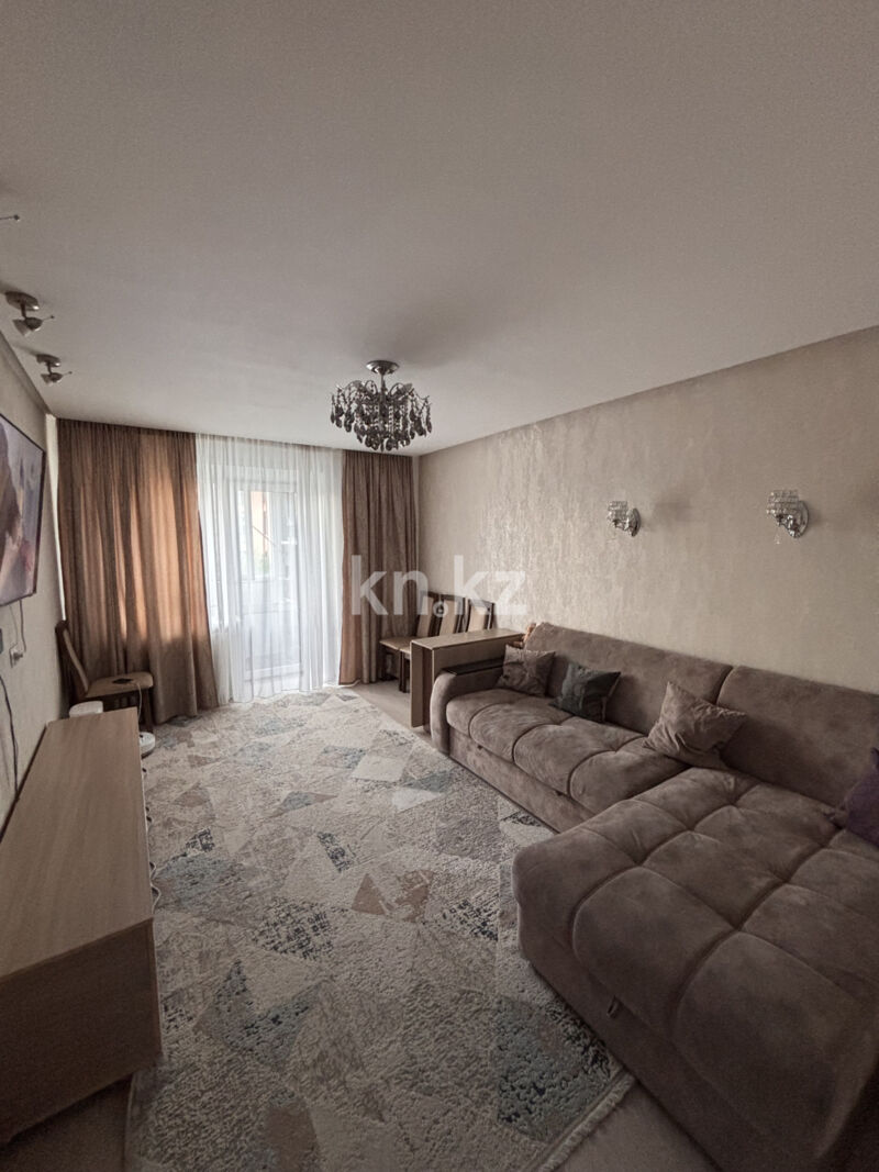 Продажа 4-комнатной квартиры, 73.9 м² - Продажа четырехкомнатных квартир в кирпичном доме в Караганде - страница 6 фото 3 из 24