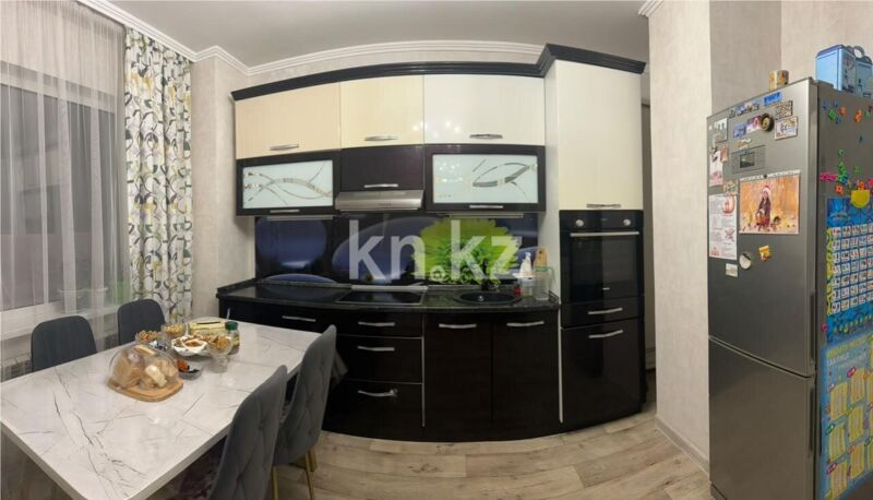Продажа 3-комнатной квартиры, 90 м² - Продажа квартир на Юго-Востоке Караганды - страница 6 фото 8 из 13