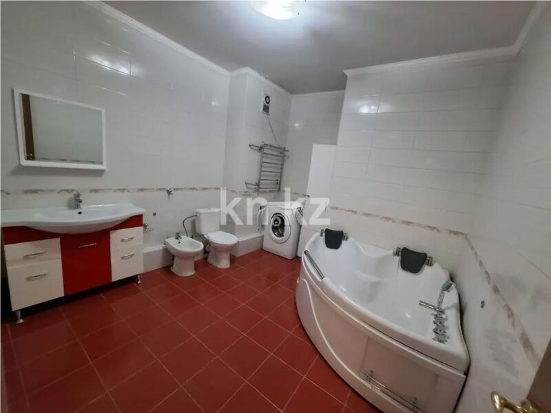 Продажа 5-комнатной квартиры, 173 м² - Продажа пятикомнатных и более квартир в Бостандыкском р-не Алматы - страница 2 фото 6 из 7