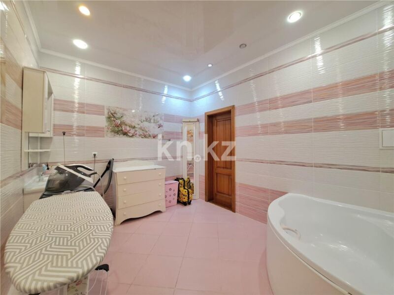 Продажа 5-комнатной квартиры, 252 м² - Продажа квартир в Казахстане - страница 142 фото 32 из 37
