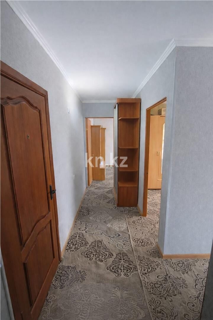 Продажа 4-комнатной квартиры, 61 м² - Продажа четырехкомнатных квартир в панельном доме в Караганде фото 10 из 14