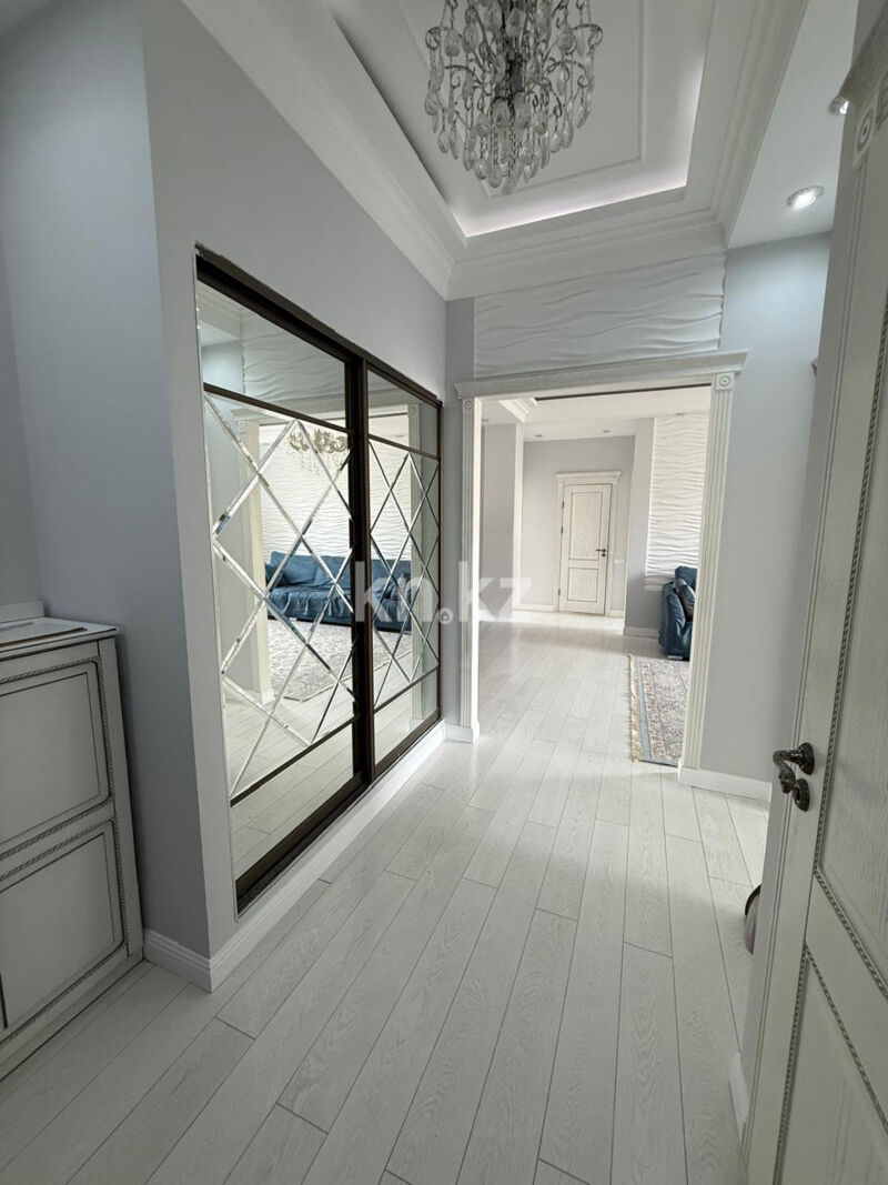 Продажа 4-комнатной квартиры, 100 м² - Продажа квартир в блочном доме в Казахстане - страница 2 фото 1 из 11