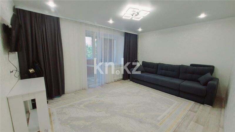 Продажа 3-комнатной квартиры, 61 м² - Продажа трехкомнатных квартир в кирпичном доме в Караганде - страница 10 фото 1 из 13