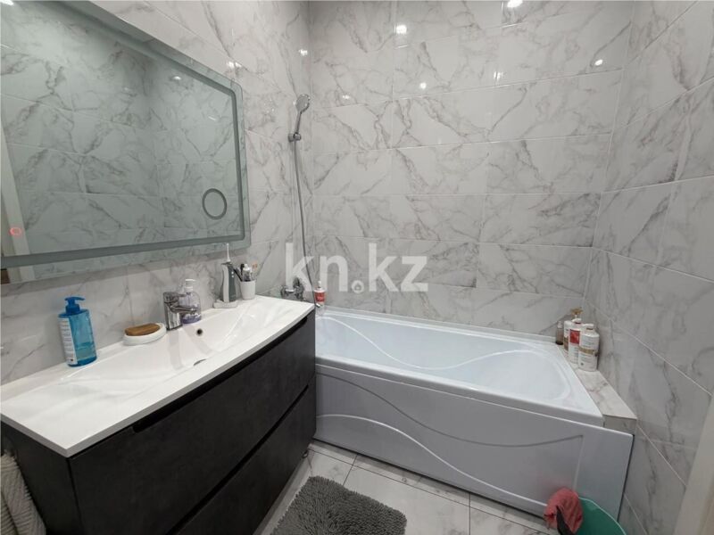 Продажа 4-комнатной квартиры, 107 м² - Продажа четырехкомнатных квартир в Караганде фото 16 из 32
