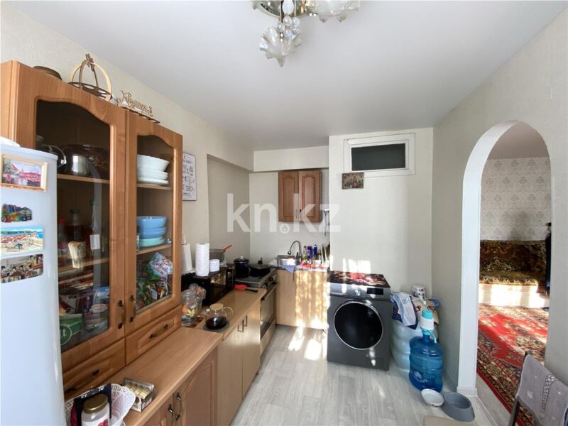 Продажа 3-комнатной квартиры, 62 м² - Продажа трехкомнатных квартир в Пришахтинске Караганды - страница 3 фото 9 из 16