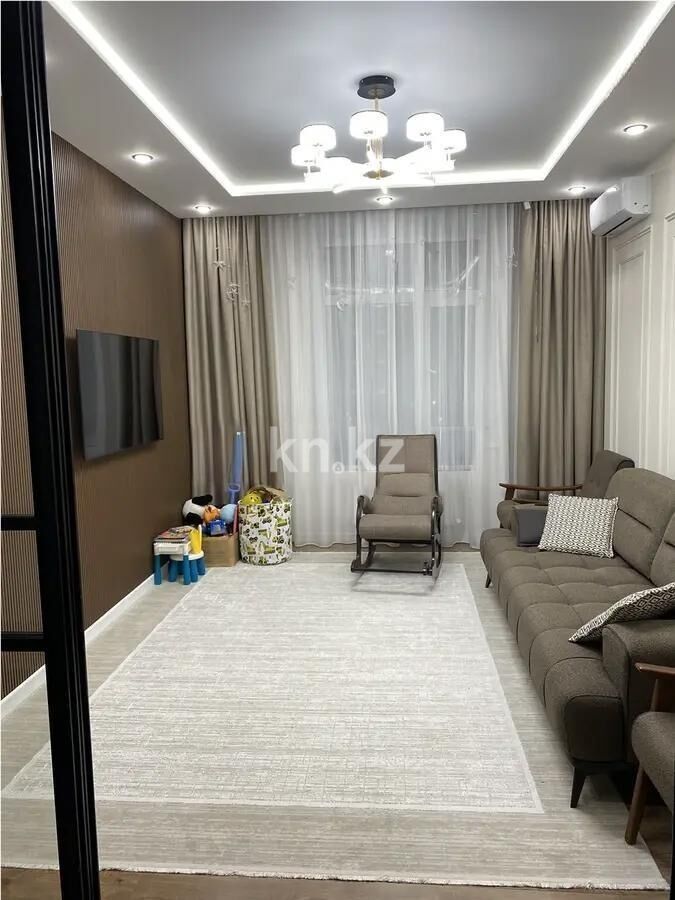 Продажа 3-комнатной квартиры, 90 м² - Продажа трехкомнатных квартир на Юго-Востоке Караганды - страница 16 фото 1 из 6