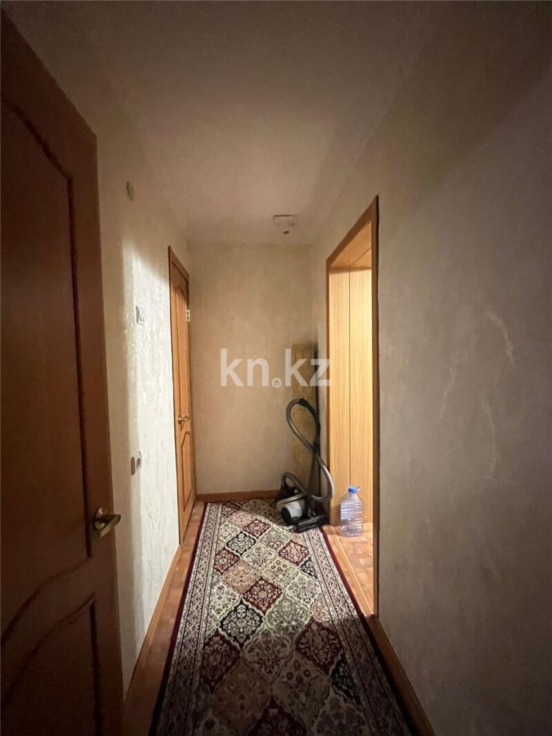 Продажа 2-комнатной квартиры, 52 м² - Продажа двухкомнатных квартир на Юго-Востоке Караганды - страница 20 фото 13 из 16