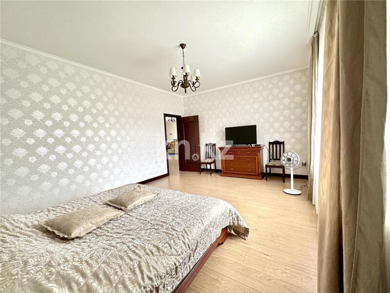 Продажа 6-комнатного дома, 400.7 м² - Продажа домов, коттеджей в Караганде - страница 7 фото 3 из 52