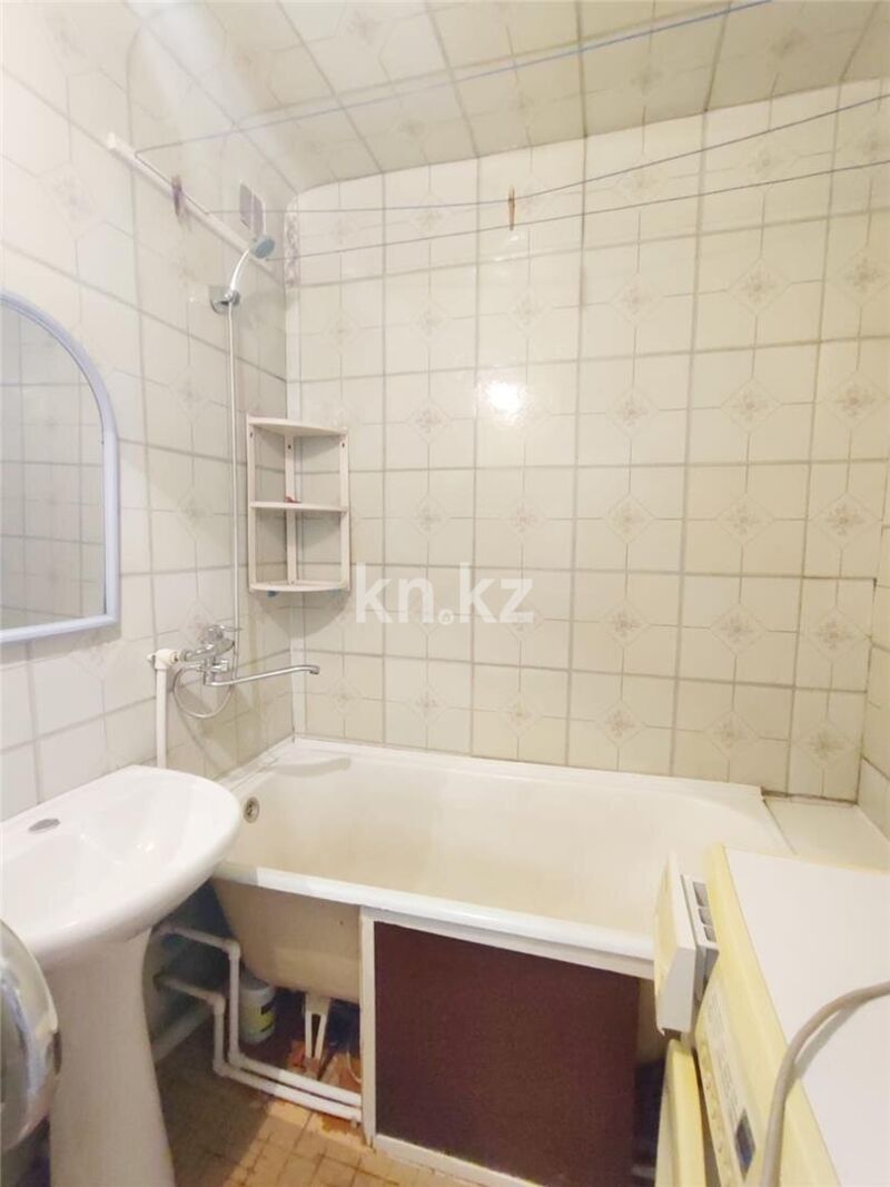 Продажа 3-комнатной квартиры, 65 м² - Продажа трехкомнатных квартир в Майкудуке Караганды - страница 4 фото 4 из 7