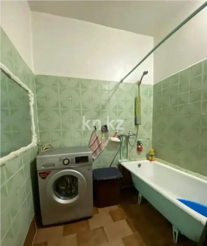 Продажа 4-комнатной квартиры, 95.2 м² - Продажа квартир в панельном доме в Алматы - страница 2 фото 7 из 10