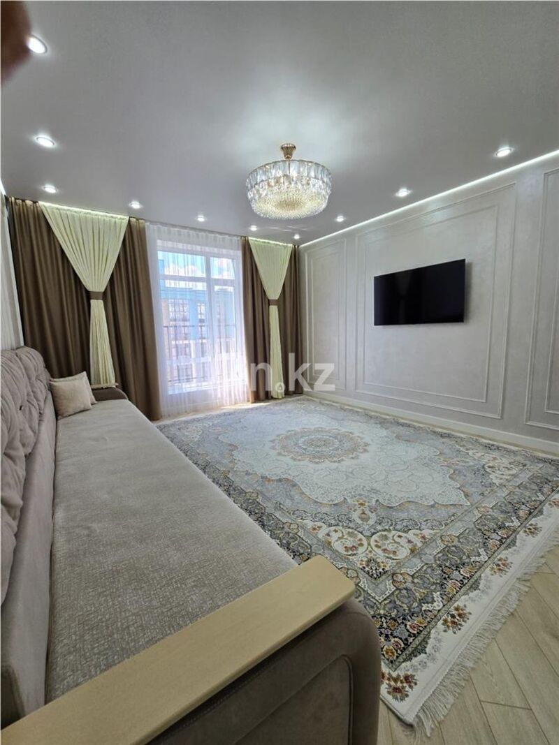 Продажа 3-комнатной квартиры, 99 м² - Продажа трехкомнатных квартир в Караганде фото 1 из 12