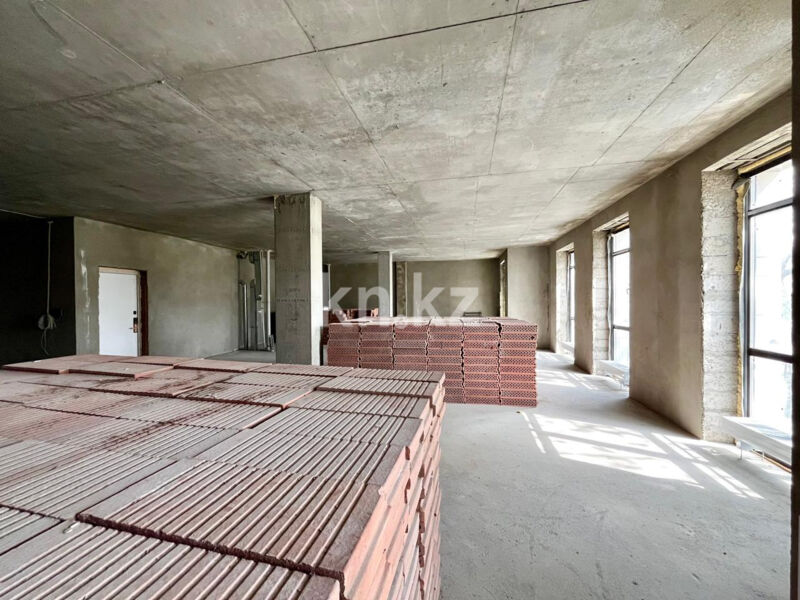 Продажа 4-комнатной квартиры, 160 м² - Продажа четырехкомнатных квартир в Михайловке Караганды фото 4 из 9