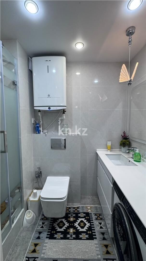 Продажа 3-комнатной квартиры, 70.4 м² - Продажа трехкомнатных квартир в Караганде - страница 4 фото 12 из 18