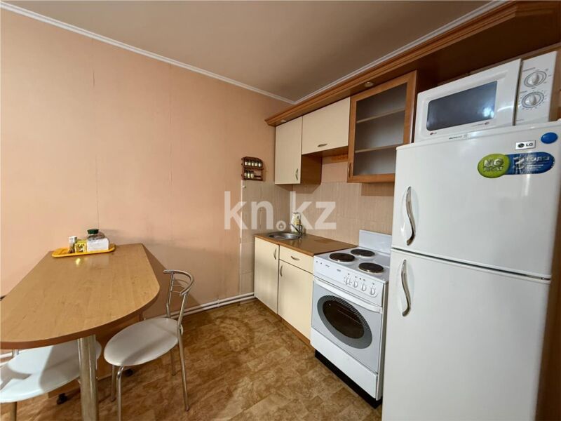 Продажа 2-комнатной квартиры, 47 м² - Продажа двухкомнатных квартир на Юго-Востоке Караганды - страница 3 фото 3 из 14