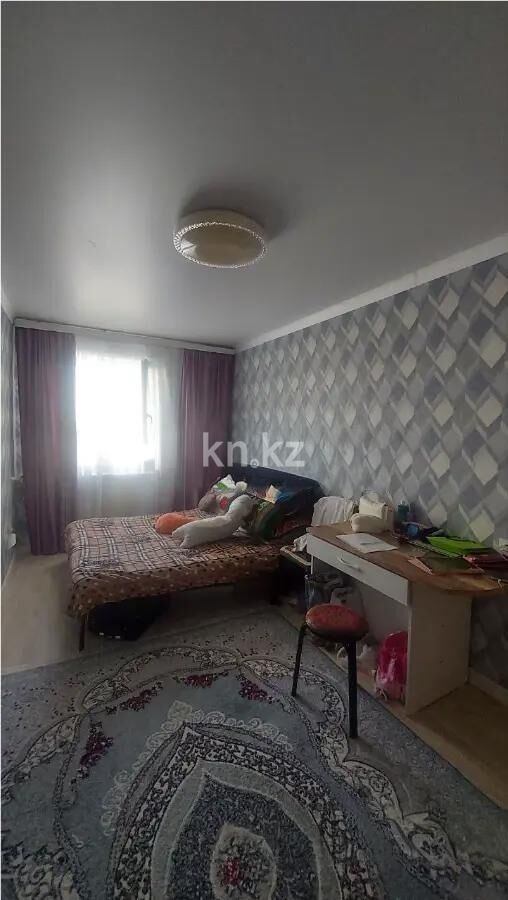 Продажа 3-комнатной квартиры, 60 м² - Продажа баз, складов и промышленной недвижимости в Карагандинской области фото 1 из 4