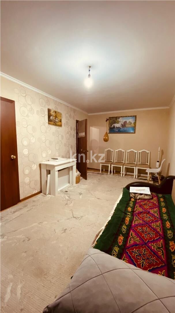 Продажа 3-комнатной квартиры, 45 м² - Продажа трехкомнатных квартир в Майкудуке Караганды - страница 4 фото 4 из 10