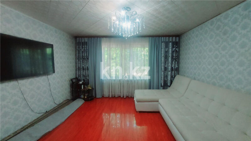 Продажа 4-комнатной квартиры, 80 м² - Продажа четырехкомнатных квартир в панельном доме в Караганде - страница 5 фото 3 из 9