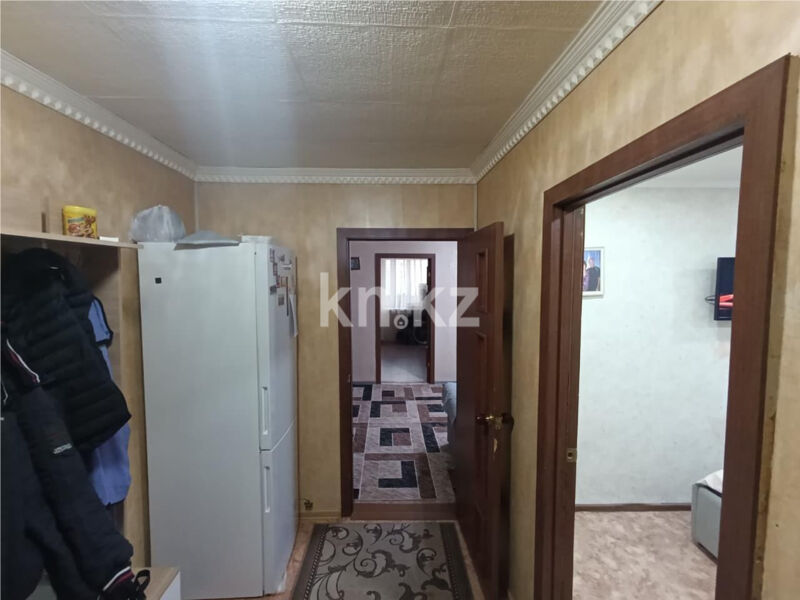 Продажа 4-комнатной квартиры, 61 м² - Продажа четырехкомнатных квартир в кирпичном доме в Караганде - страница 7 фото 8 из 10
