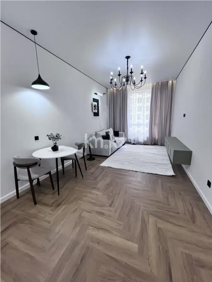 Продажа 2-комнатной квартиры, 42 м² - Продажа двухкомнатных квартир в р-не Есиль Астаны - страница 43 фото 1 из 4