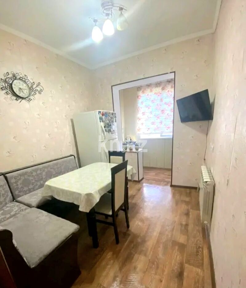 Продажа 3-комнатной квартиры, 70 м² - Продажа квартир в Аль-Фарабийском р-не Шымкента фото 19 из 24