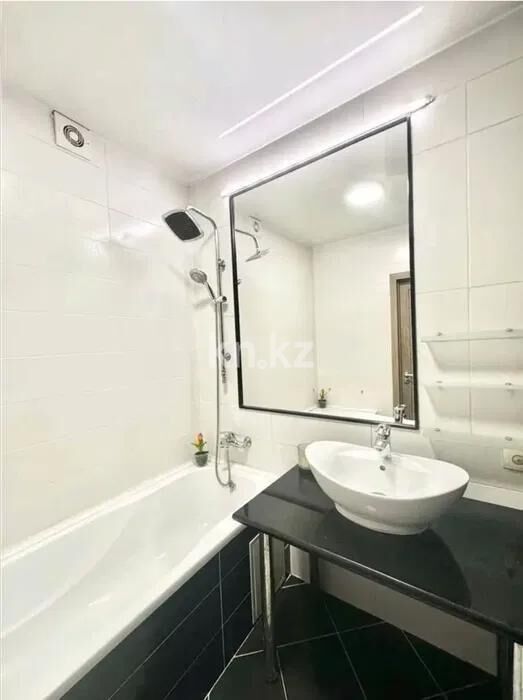 Продажа 3-комнатной квартиры, 75 м² - Продажа офисных и торговых помещений в Карагандинской области фото 5 из 6