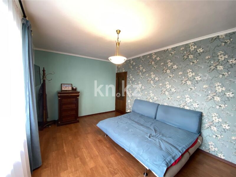 Продажа 3-комнатной квартиры, 90 м² - Продажа трехкомнатных квартир в кирпичном доме в Караганде - страница 20 фото 5 из 26