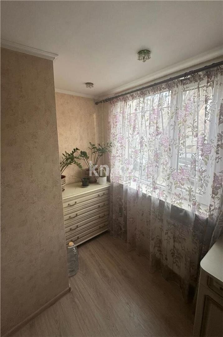 Продажа 3-комнатной квартиры, 52 м² - Продажа квартир в районе Михайловка в Караганде фото 5 из 11