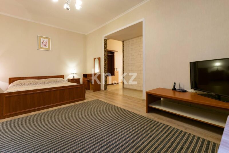 Аренда 1-комнатной квартиры посуточно, 40 м² - Аренда квартир посуточно в Алмалинском р-не Алматы - страница 2 фото 2 из 11