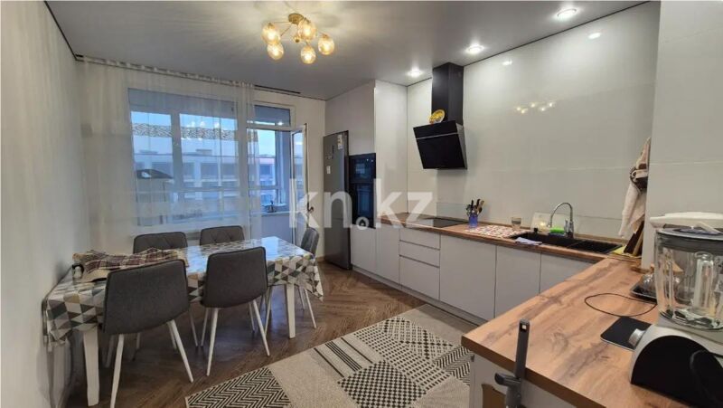 Продажа 4-комнатной квартиры, 105 м² - Продажа четырехкомнатных квартир в Казахстане - страница 2 фото 4 из 9